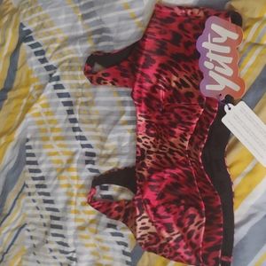 Yitty Headliner shaping midi bralette medium brand new with tags.